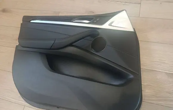 BMW X3 G01 Front door trim bar 