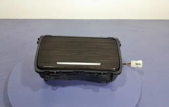 BMW 5 F10 F11 Glove box 9206401