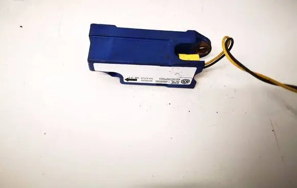 Seat Toledo II (1M) Airbag deployment crash/impact sensor 1J0909606E