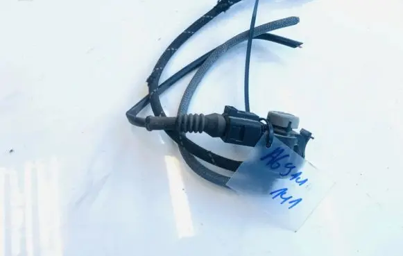 Audi A6 S6 C5 4B Turbo solenoid valve 1j0906283c