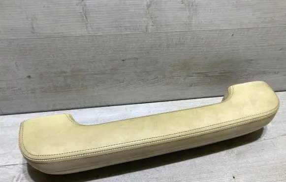 Bentley Mulsanne Front door card panel trim