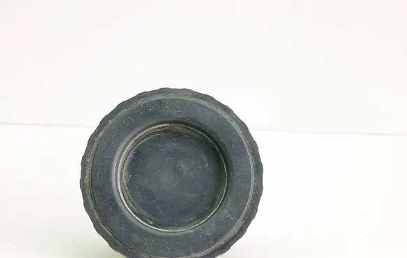 Volvo V70 Fuel tank filler cap