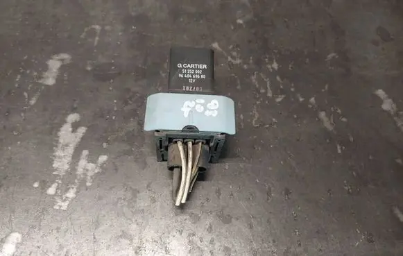 Citroen Xsara Picasso Glow plug pre-heat relay 9640469680 51252002