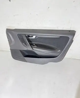 Volvo XC70 Front door card panel trim 39981218 022004B