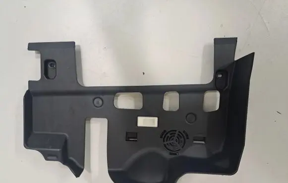 BMW 4 G22 G23 G24 G26 Dashboard lower bottom trim panel 6805568 6998516