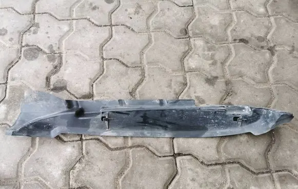 Honda Civic Fender end trim 74105SNAA000