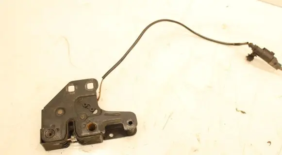 Volkswagen Crafter Tailgate/trunk/boot lock/catch/latch