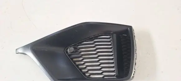 Front bumper lower grill