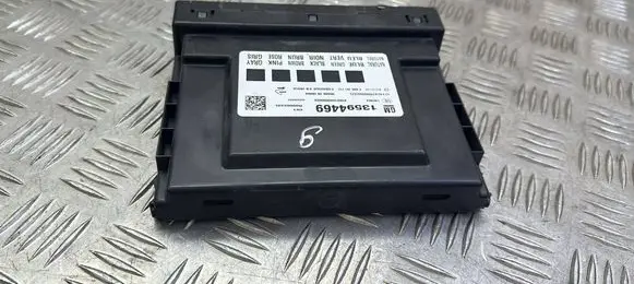 Opel Mokka Comfort/convenience module 13594469 8360100000000X