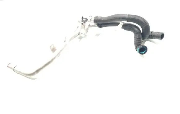 Engine coolant pipe/hose