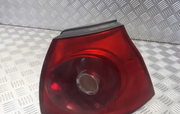 Volkswagen Golf IV Rear/tail lights 4VFX-13404-AA