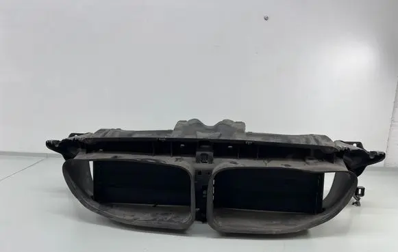 BMW 6 F12 F13 Intercooler air guide/duct channel 8050401