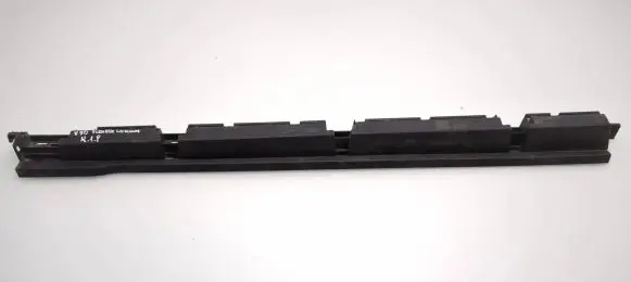 Volvo S90, V90 Sill supporting ledge 31386129