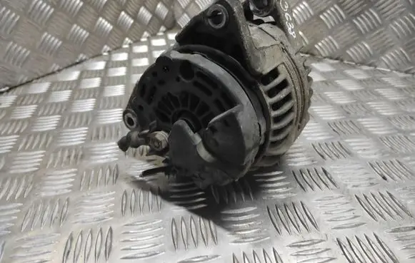 Opel Zafira A Generator/alternator