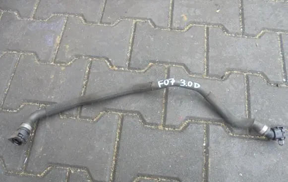 BMW 5 GT F07 Engine coolant pipe/hose