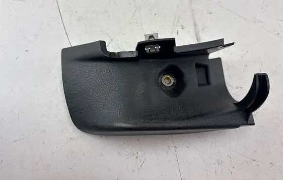 Mercedes-Benz C W205 Rear/tail light trim molding A2056930263