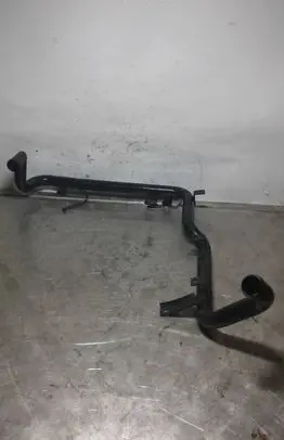 Volkswagen PASSAT B5 Engine coolant pipe/hose 058103213C