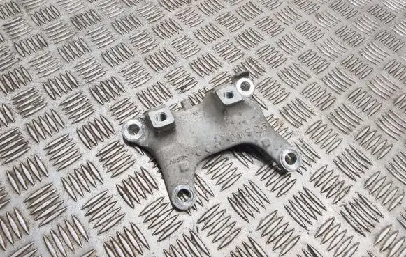 Honda CR-V Engine mounting bracket 90swc