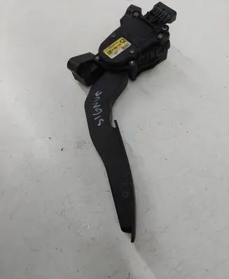 Opel Signum Accelerator throttle pedal 9186725 6PV00832201