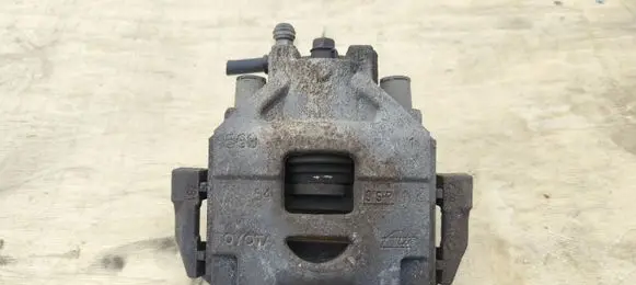 Toyota Yaris Front brake caliper 