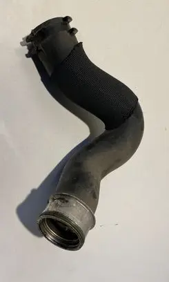Audi Q7 4L Intercooler hose/pipe