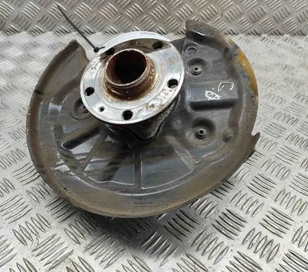 Volkswagen Tiguan Rear wheel hub 5QF505436H