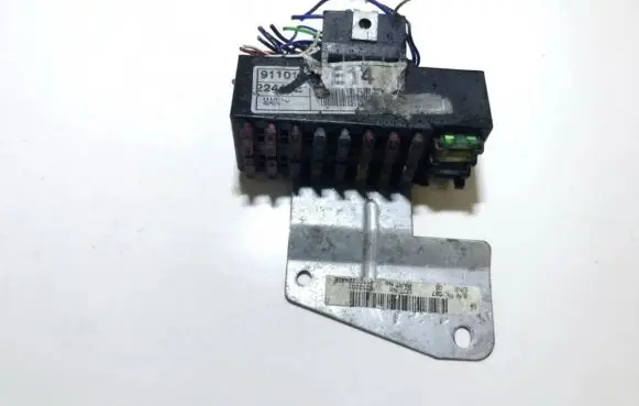 Hyundai Accent Fuse box set 8313201 8110122440e