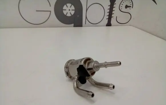 Mercedes-Benz E W214 AdBlue injector A0004905300