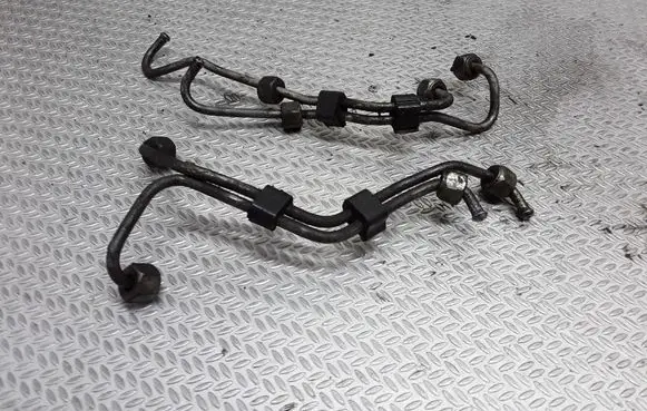 Ford Galaxy Fuel injector supply line/pipe 