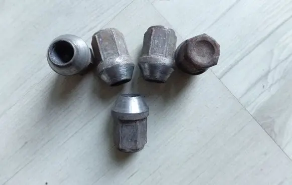 Subaru Legacy Nuts/bolts 