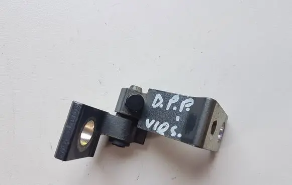 Front door upper hinge