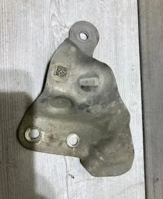 BMW X1 F48 F49 Hybrid/electric vehicle battery bracket 7470984