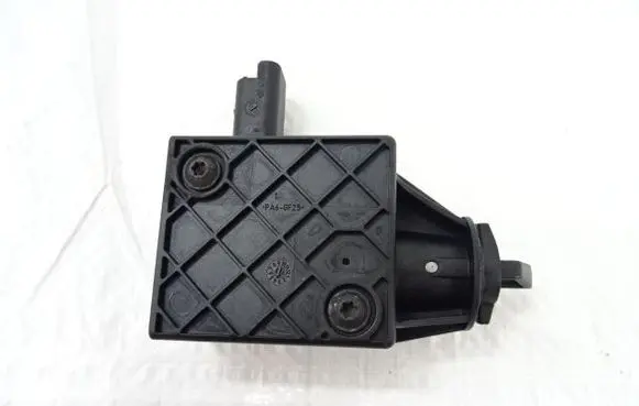 Citroen DS5 Fuel tank cap lock 9831006380