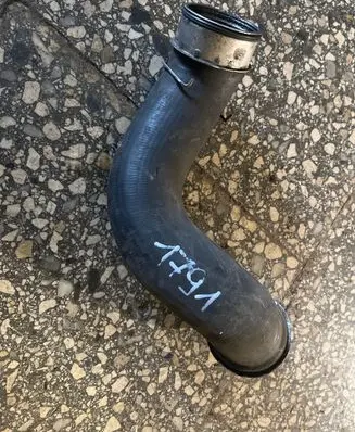 Mercedes-Benz E W211 Intercooler hose/pipe A211528