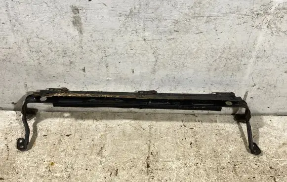 Volvo V50 Bottom radiator support slam panel 