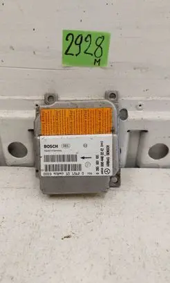 Mercedes-Benz Sprinter W901 W902 W903 W904 Airbag control unit/module 0285001105 0004460242