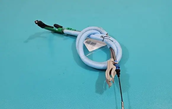 Engine bonnet/hood lock release cable