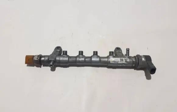 Audi Q5 SQ5 Fuel main line pipe 03L130089Q