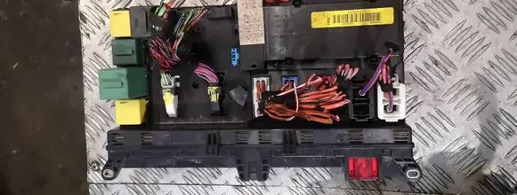Land Rover Range Rover L322 Fuse module 8380407