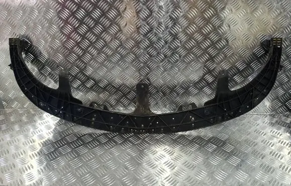 Front bumper lip