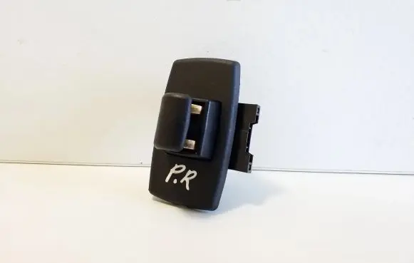 Mercedes-Benz EQB Sun visor clip/hook/bracket A0998210011