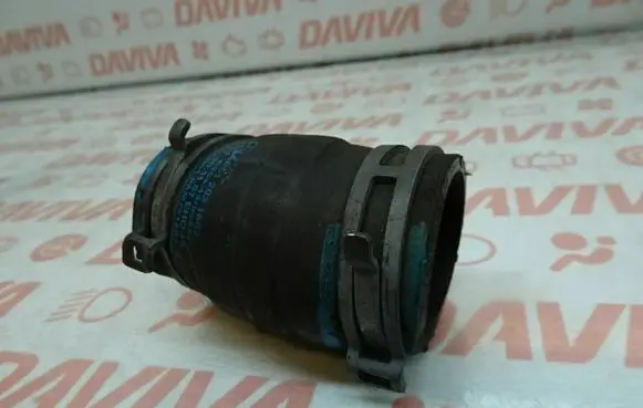 Mercedes-Benz Sprinter W906 Engine coolant pipe/hose A6512031682