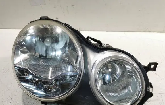 Volkswagen Polo Headlight/headlamp 6Q1941008M 13091310 0301190202