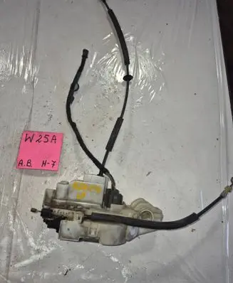 Alfa Romeo 159 Front door lock 656656