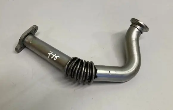 Volkswagen Golf VI Engine coolant pipe/hose 03L131521A