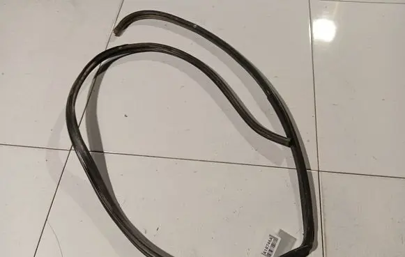 Rover 620 Rubber seal rear door 