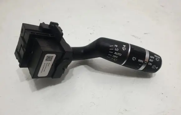 Land Rover Discovery Sport Wiper control stalk BJ323F973DB