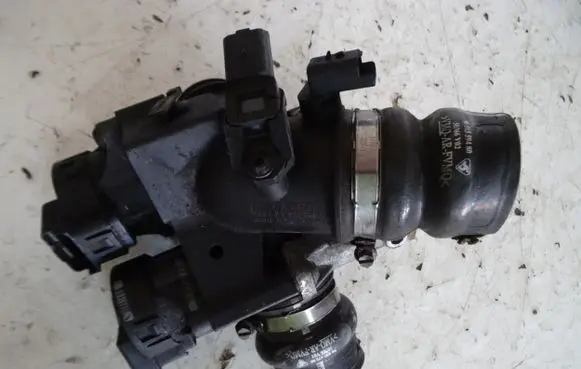 Volvo V50 Throttle valve 9686487880