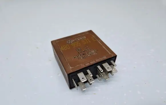 Audi A6 S6 C5 4B Other relay 4B0955531E