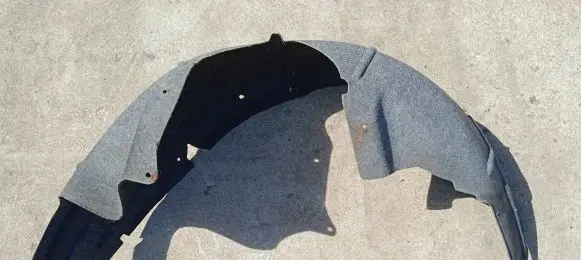 Ford C-MAX I Front wheel arch liner splash guards